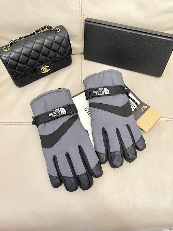 The North Face Gloves hm